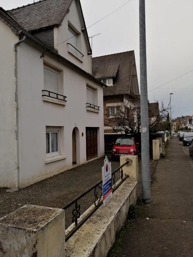Belle Petite Chambre Privee De 9M2, Avec Sdc Et Wc, Wifi Et Netflix Σαιν-Μπριέκ Εξωτερικό φωτογραφία